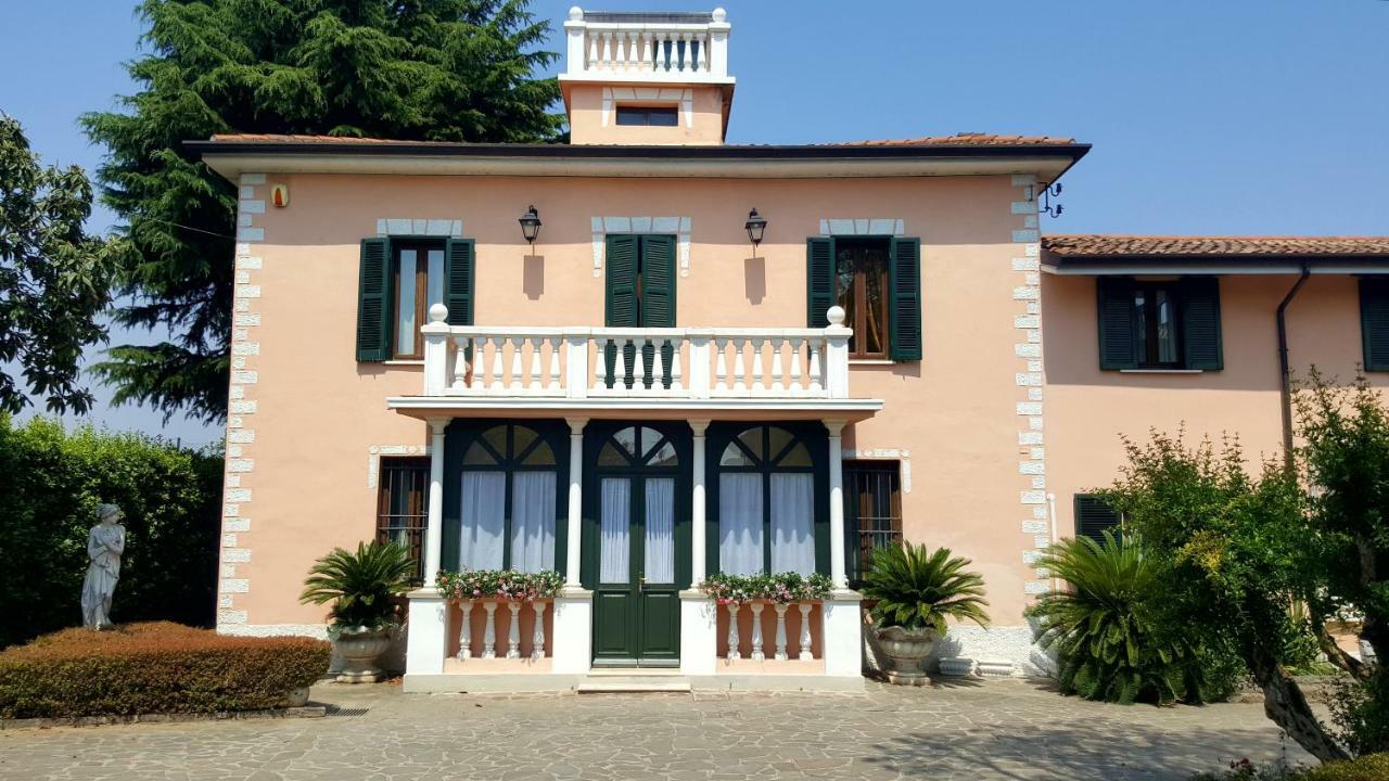 B&B Villa Fiorini Moniga del Garda Exteriér fotografie