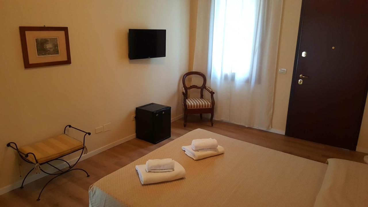B&B Villa Fiorini Moniga del Garda Exteriér fotografie